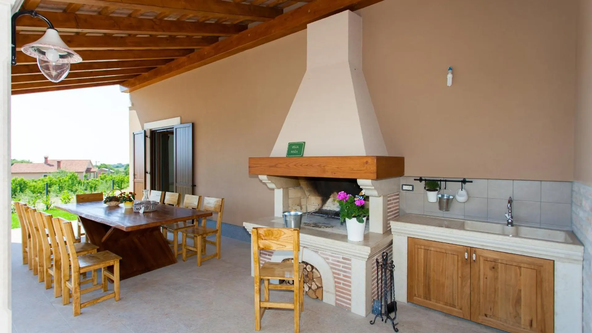 Villa Roza In Central Istria With Whirlpool And Playground For Kids - Pet Friendly Tinjan Chorwacja