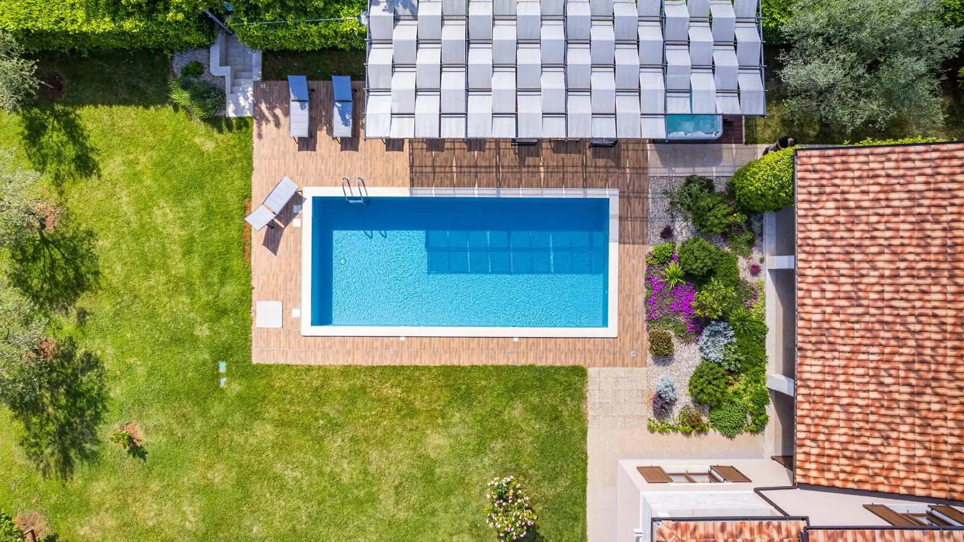 Villa Roza In Central Istria With Whirlpool And Playground For Kids - Pet Friendly Tinjan Kroatië