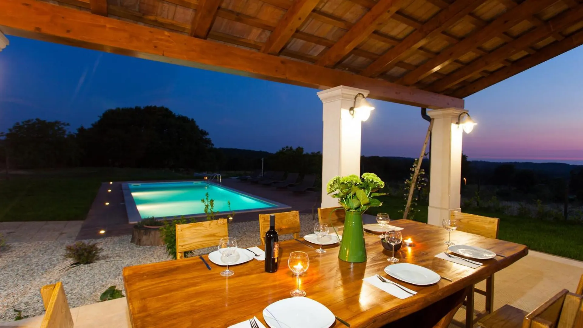 Villa Roza In Central Istria With Whirlpool And Playground For Kids - Pet Friendly Tinjan