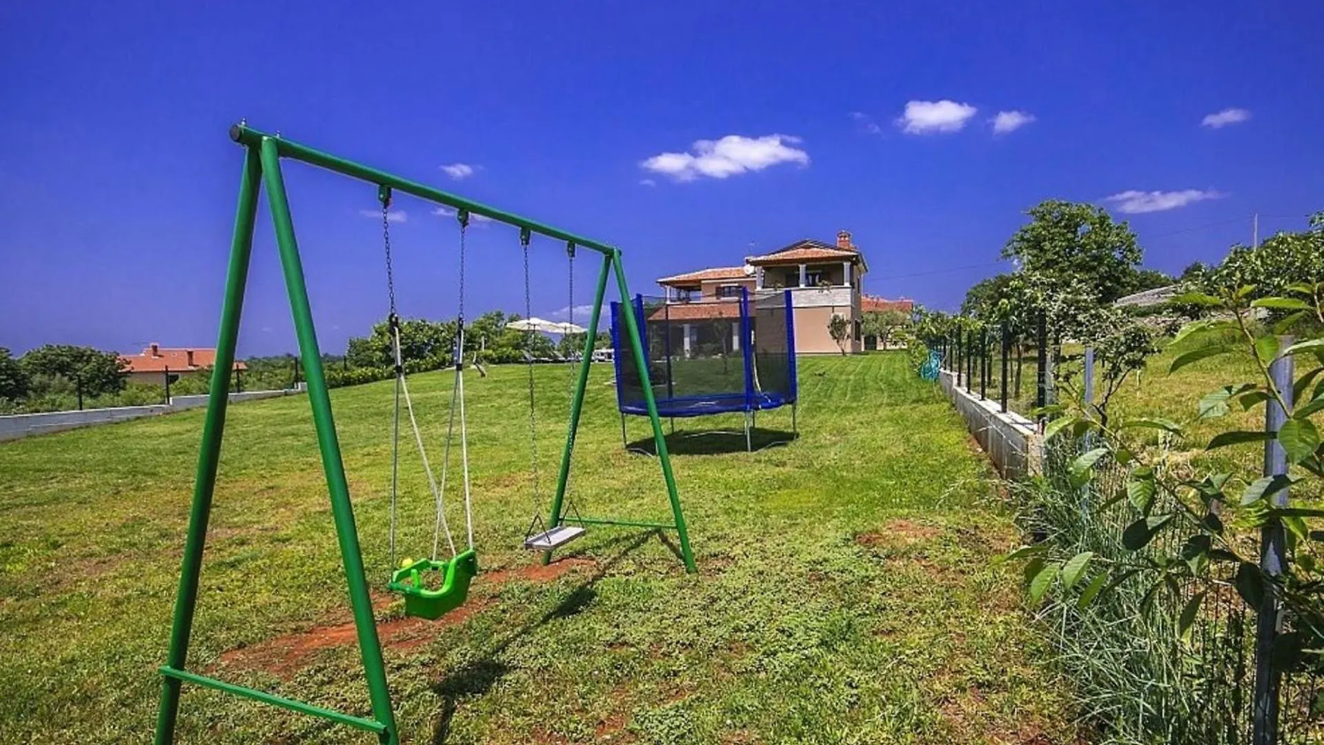 Villa Roza In Central Istria With Whirlpool And Playground For Kids - Pet Friendly Tinjan 0*,  Croatia